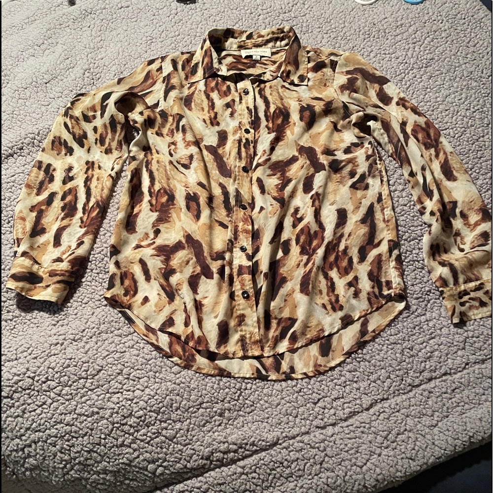 Dressy Long Sleeve Button up Top.